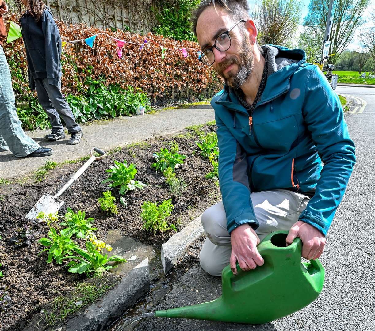 Water Sensitive Cambridge sets up first retrofitted roadside rain gardens in Cambridge